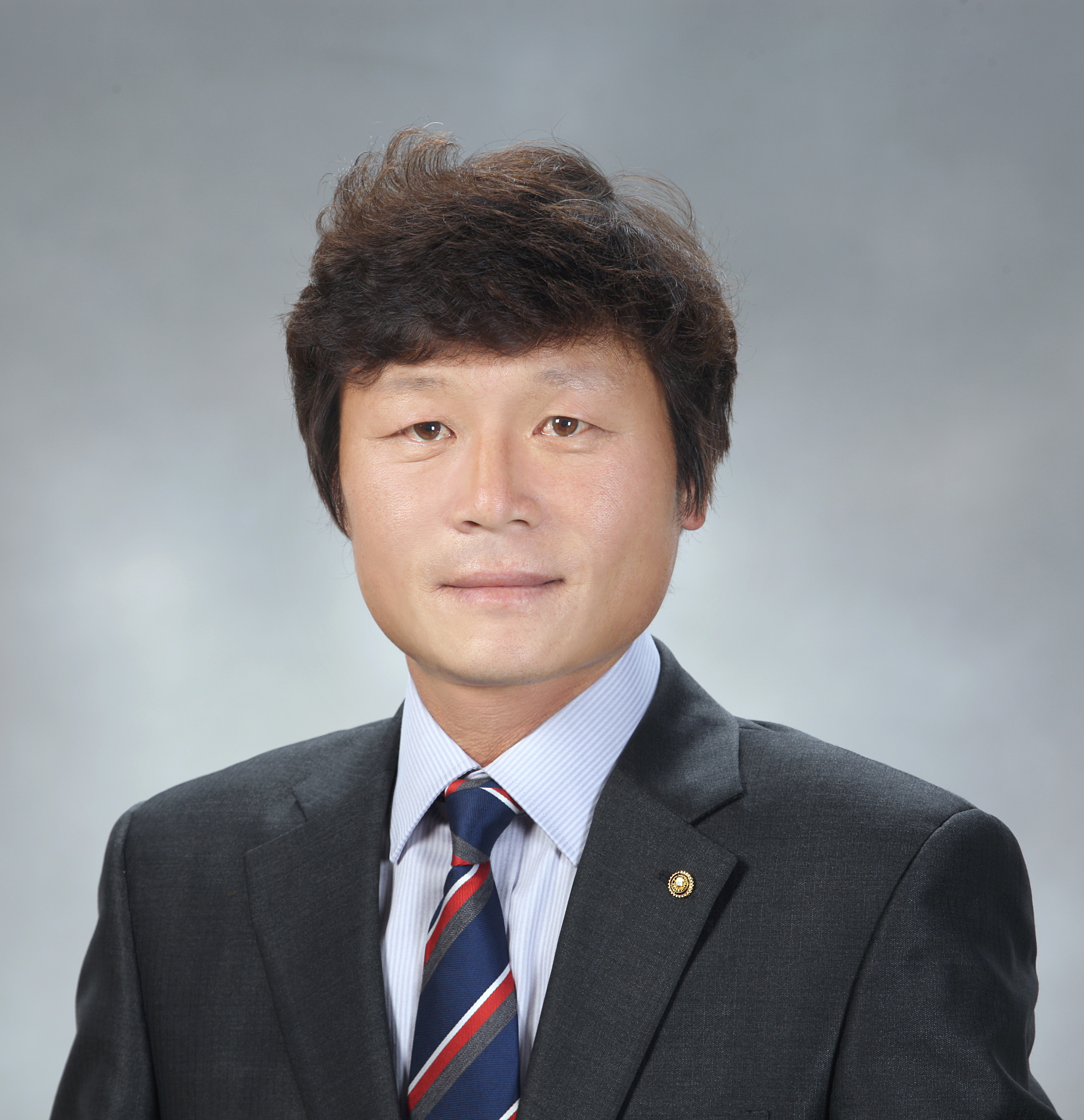礎石 정현성